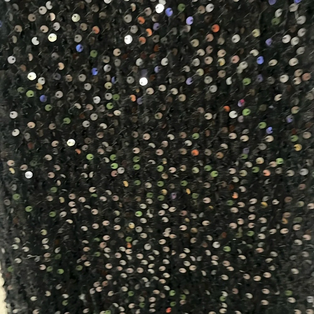 Fitted Sequin Dress - Picture 4 of 4